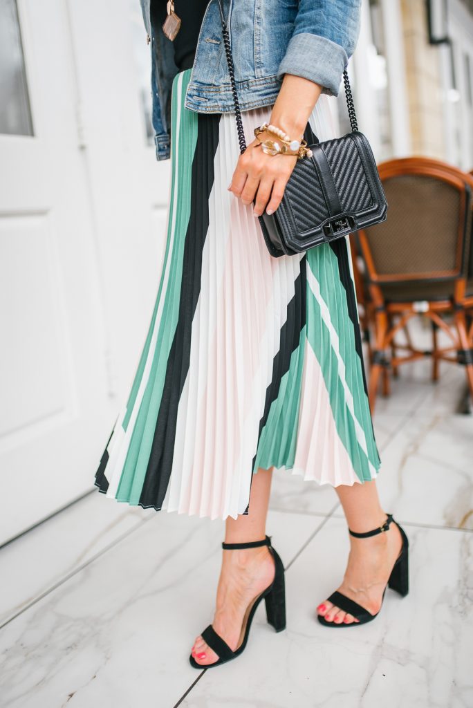 Summer workwear | pleated midi skirt | block heel sandals | Petite Fashion Blogger Lady in Violet