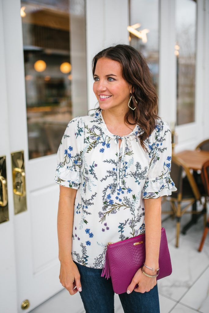 Casual outfit floral top | gold earrings | Houston Fashion Blogger Lady in Violet