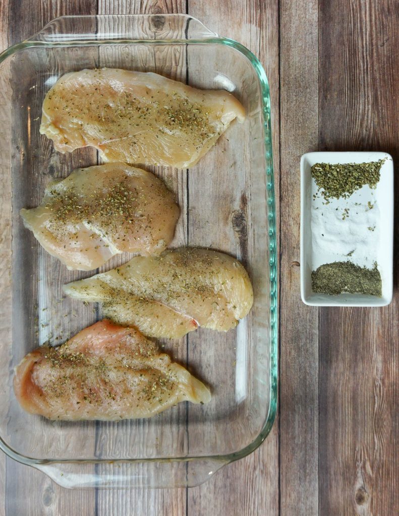Easy chicken recipe under 30 minutes | How to bake chicken breasts | LadyinViolet.com