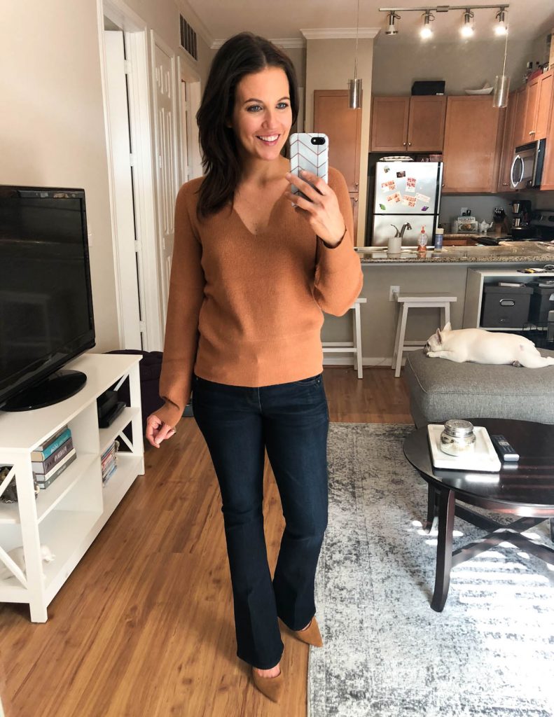 fall outfits | light tan sweater | dark wash flared jeans | Houston Fashion Blogger Lady in Violet
