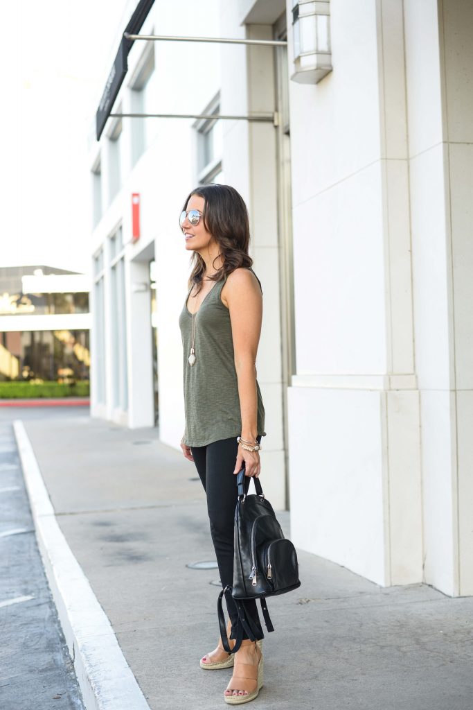 warm weather outfit | olive green sleevless top | black skinny jeans | Petite Fashion Blog Lady in Violet