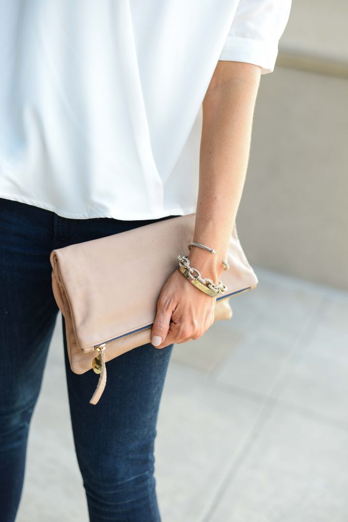 spring casual outfit | nude colored clutch | stacked bracelets | Everyday Fashion Blog Lady in Violet