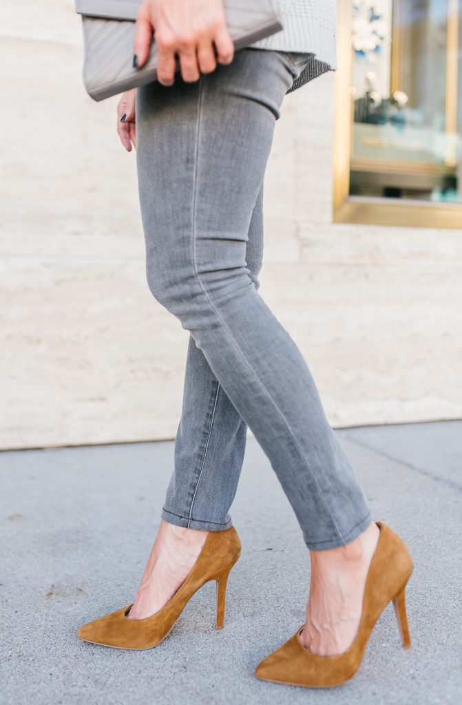 casual outfit | gray skinny jeans | light brown suede heels | Casual Fashion Blog Lady in Violet