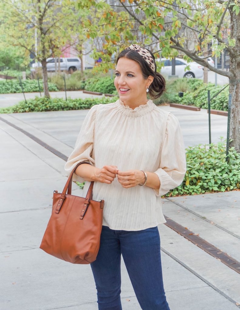 casual outfit | ivory flowy top | leopard print headband | Houston Fashion Blog Lady in Violet