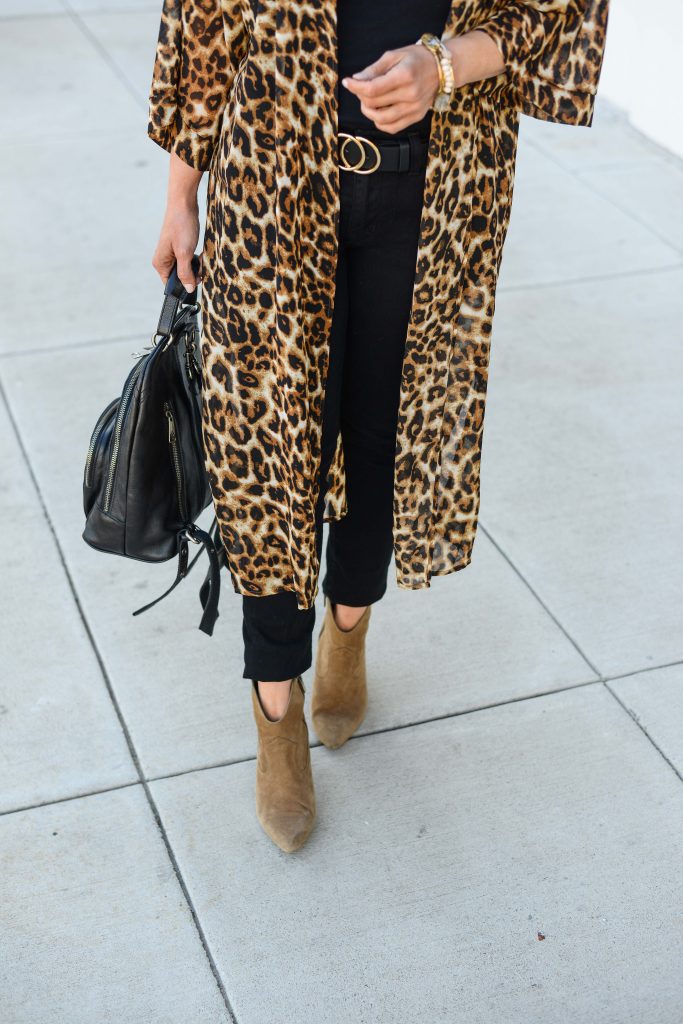 chic fall outfit with leopard print kimono and brown booties | Petite Fashion Blogger Lady in Violet