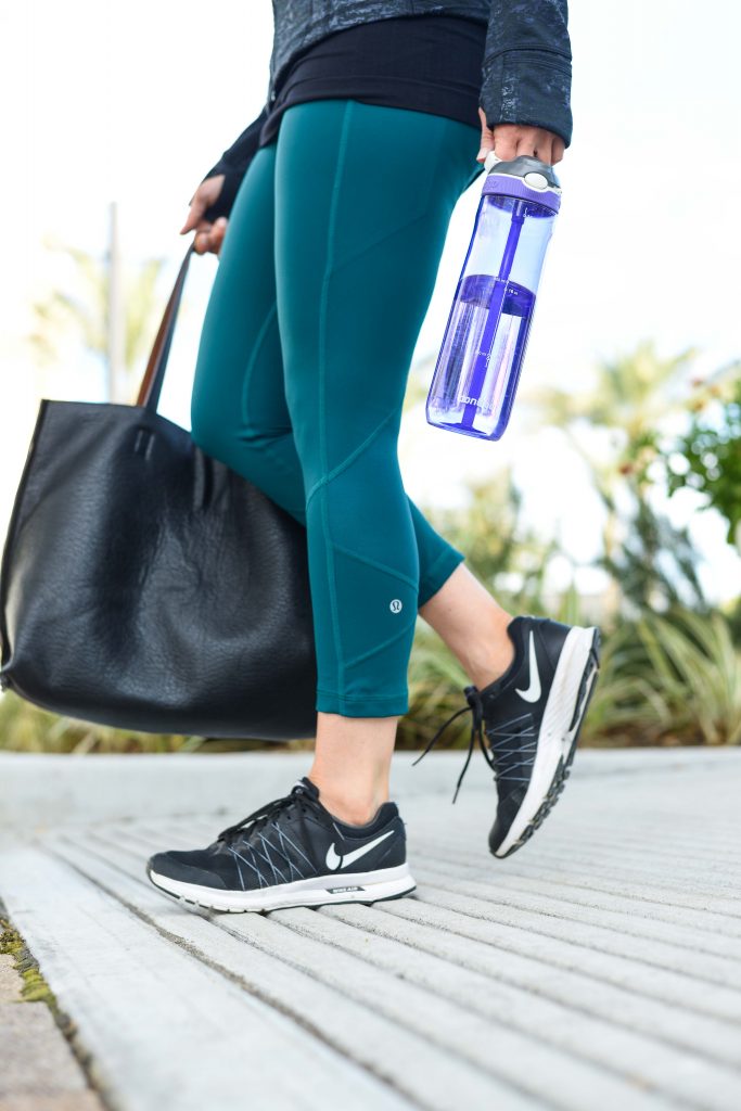 what to wear to a workout class | leggings for cardio | Petite Fashion Blog Lady in Violet