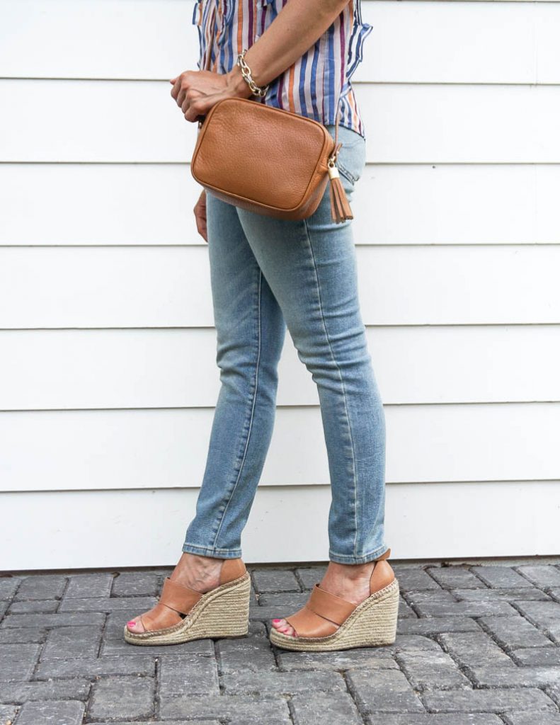 how to style light wash jeans for summer | brown espadrille wedges | Petite Fashion Blogger Lady in Violet