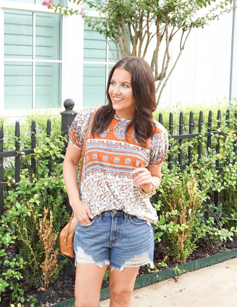 summer outfits | free people tunic tee | distressed denim shorts | Petite Fashion Blogger Lady in Violet