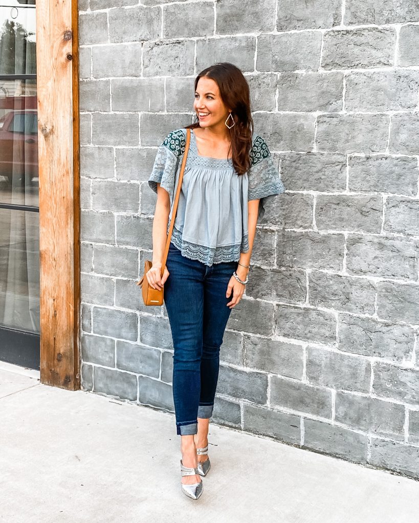 fall outfit | light blue crop top | dark jeans | silver heels | Houston Fashion Blog Lady in Violet