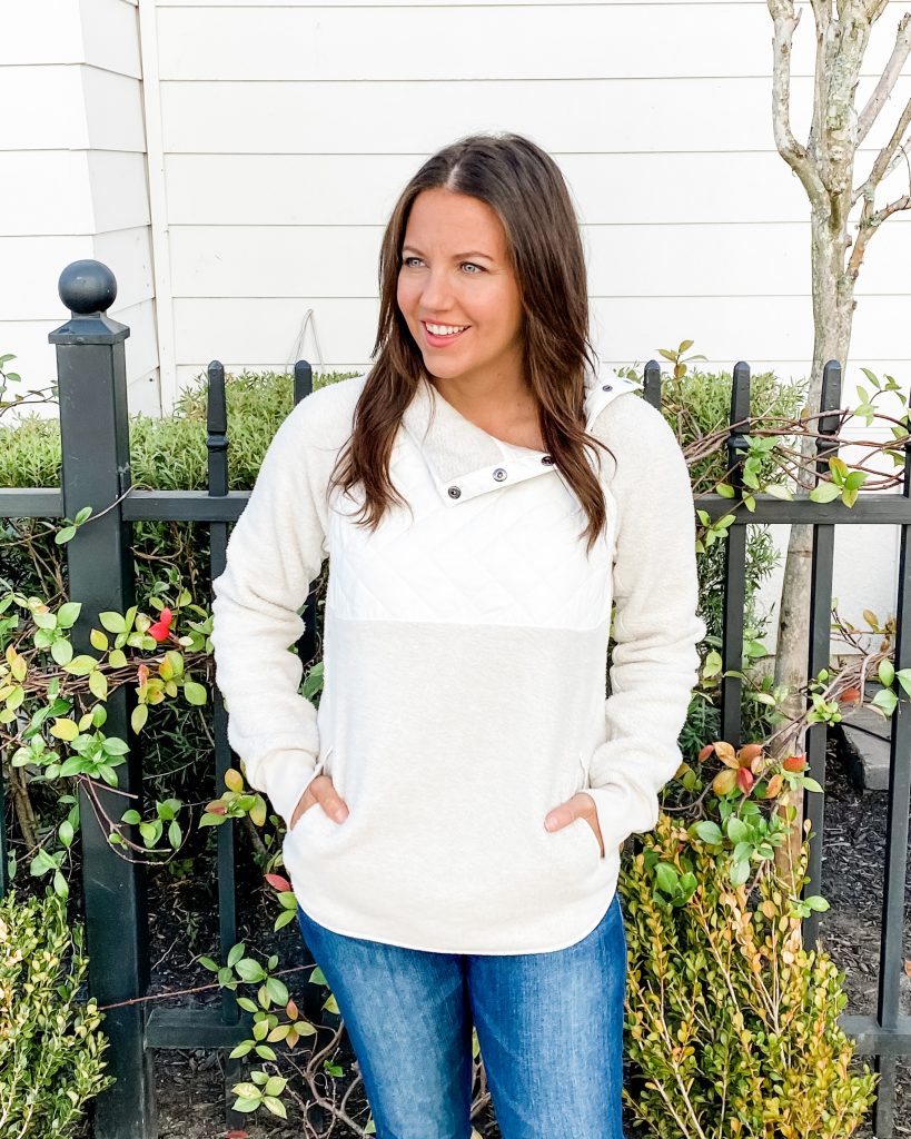 winter fashion | white fleece pullover | abercrombie women | casual fashion blog lady in violet