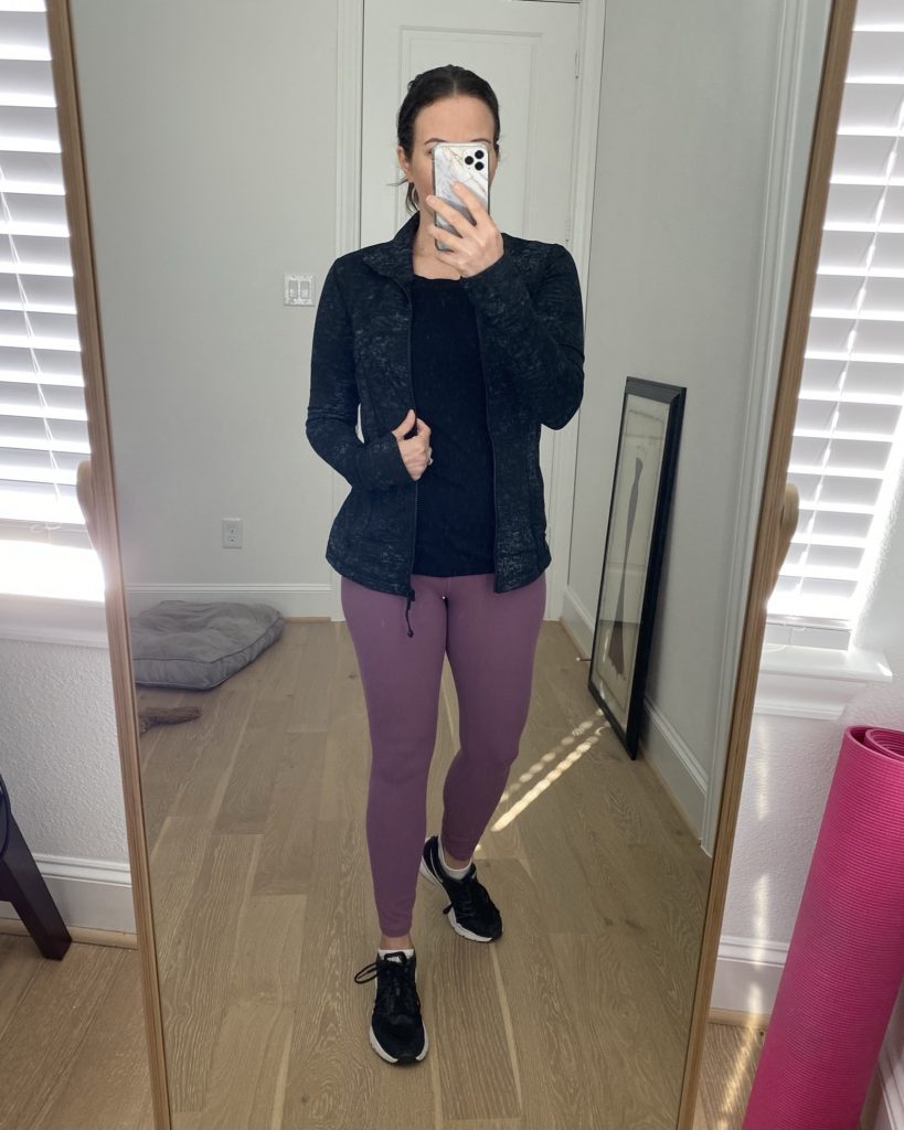 cold weather workout clothes | black jacket | purple leggings | Texas Fashion Blogger Lady in Violet