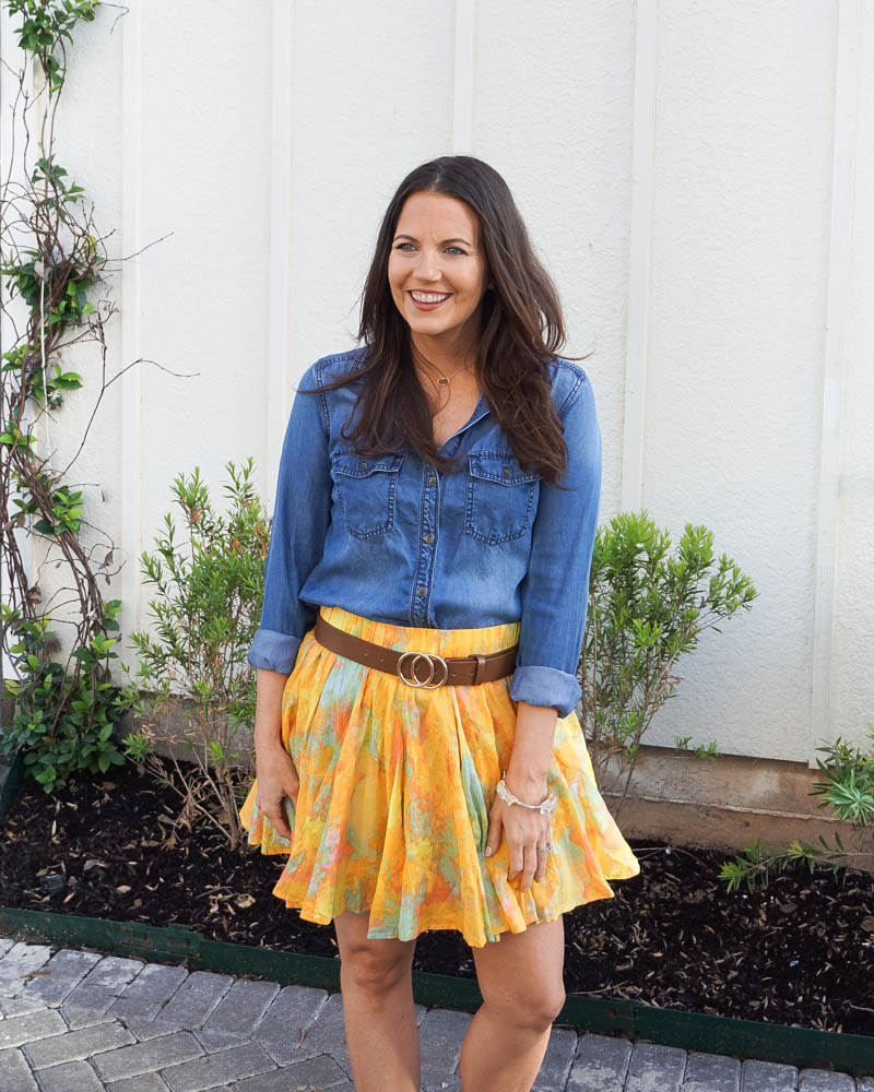 summer outfit | chambray shirt | belted yellow mini skirt | Texas fashion blogger lady in violet