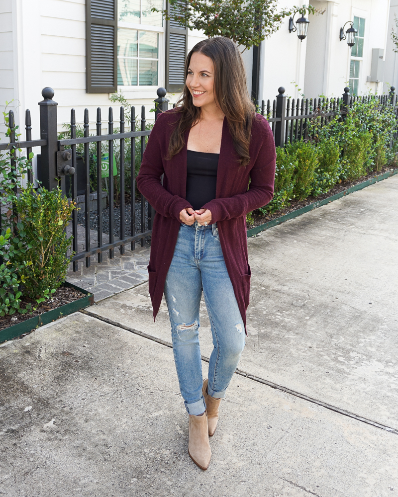 http://ladyinviolet.com/wp-content/uploads/2021/10/h-fall-outfit-maroon-long-cardigan-layered-over-black-bodysuit.jpg