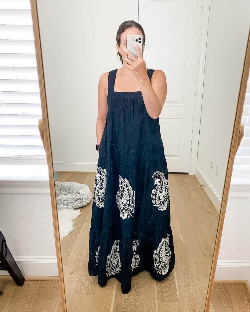 beach resort outfit for dinner | black embroidered maxi dress | Texas Fashion Blogger Lady in Violet