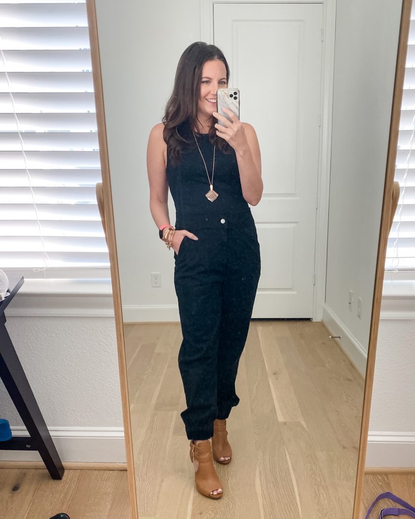 fall outfit | sleeveless black bodysuit | jogger pants | Texas Fashion Blog Lady in Violet
