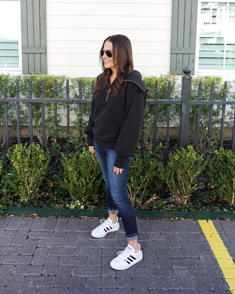 Outfits with hotsell black adidas sneakers