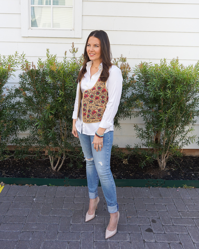 dressy casual spring outfit | floral quilted vest | light blue skinny jeans | Houston Fashion Blogger Lady in Violet