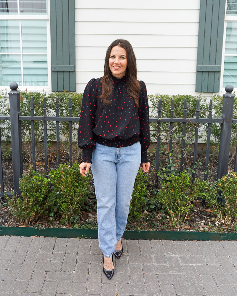 How To Style Straight Leg Jeans For Spring