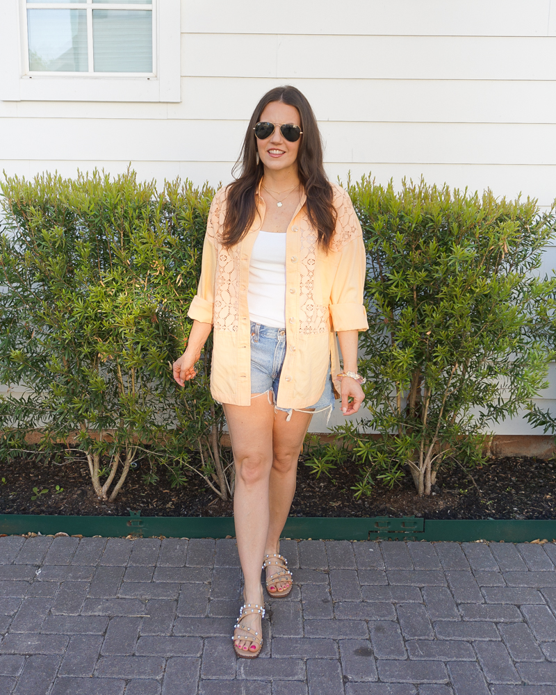 summer outfit | two ways to wear a button down shirt | anthropolgie maeve peach lace top | Petite Fashion Blogger Lady in Violet
