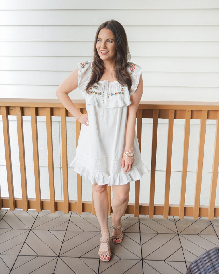 Casual White Dress for Summer Lady in VioletLady in Violet