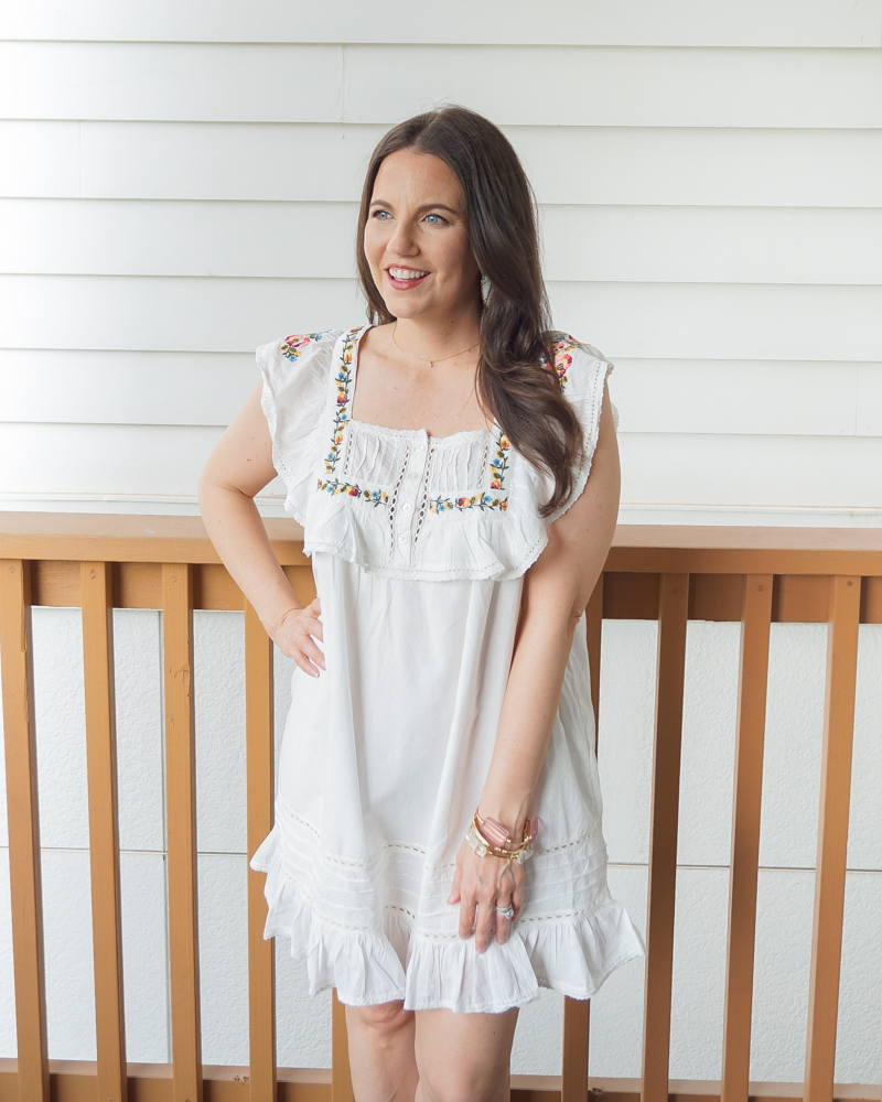 Casual white outlet summer dresses