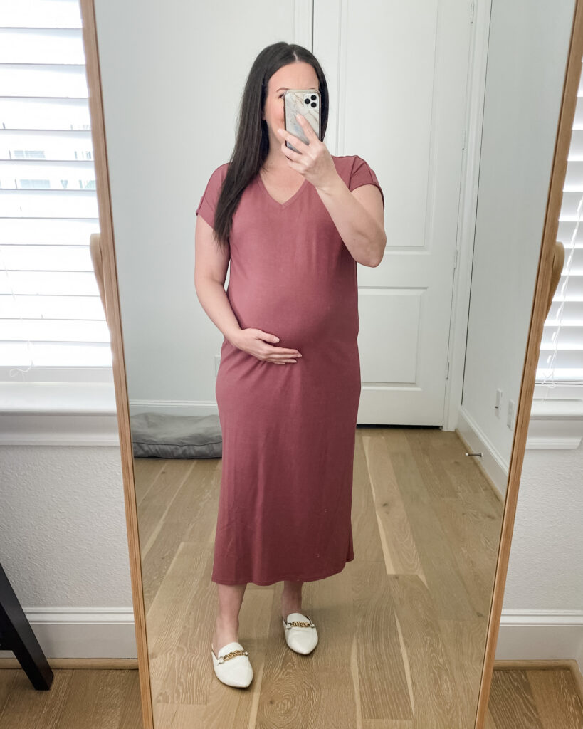 casual maternity outfit | pink midi dress from pink blush | Lady in Violet Style Blog