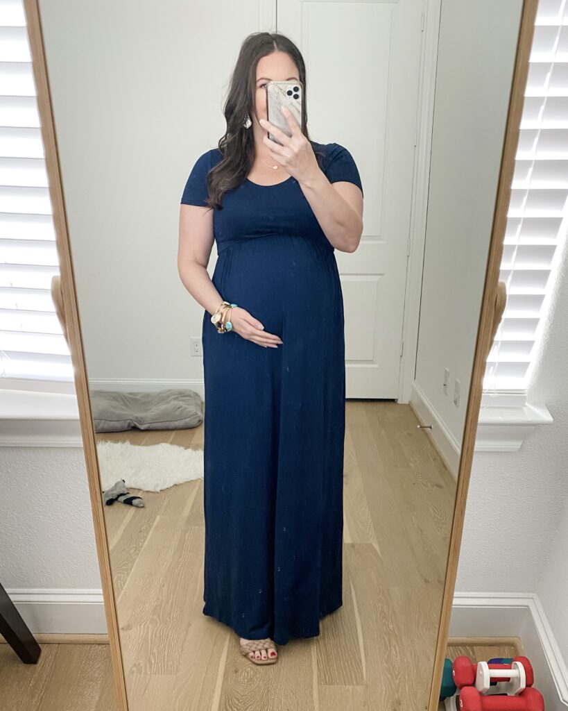maternity work outfit | navy blue maxi dress | Lady in Violet Blog
