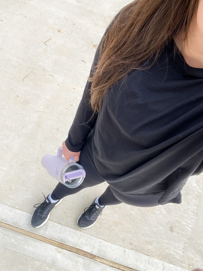 fall athleisure | black leggings | long sleeve workout top | Popular US Fashion Blog Lady in Violet