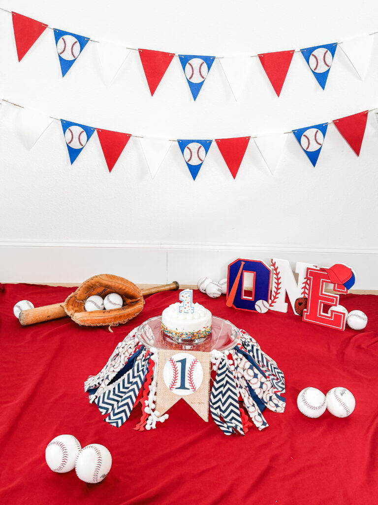 first birthday diy cake smash photos | baseball rookie of the year party theme | Lifestyle Mom Blog Lady in Violet