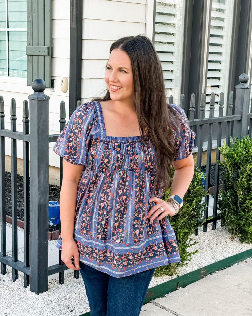 fall outfits | short sleeve blue flroal top | david yurman bracelet stack | Texas Fashion Blogger Lady in Violet