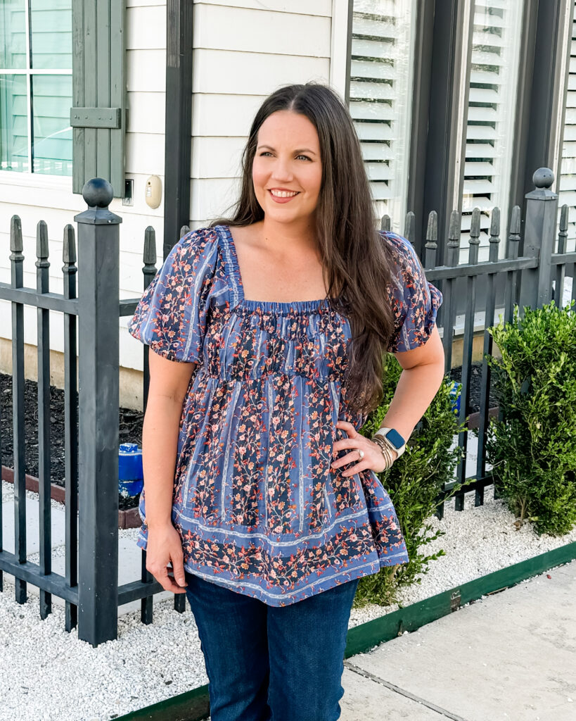 early fall outfit | blue floral square neck blouse | petite fashion blog Lady in Violet