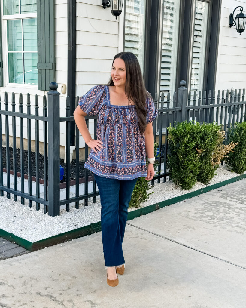 fall outfit with heels | dark blue frayed hem jeans | vintage look floral top | Texas Fashion Blog Lady in Violet