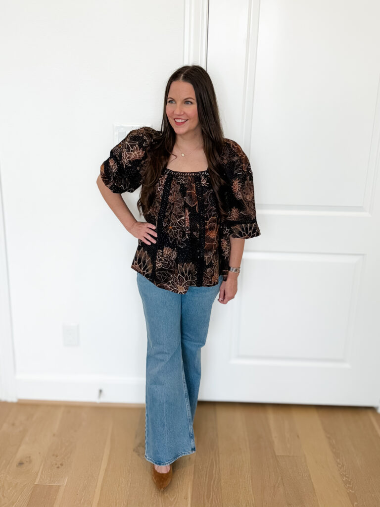 fall outfit | abercrombie flared jeans | Petite Fashion Influencer Lady in Violet