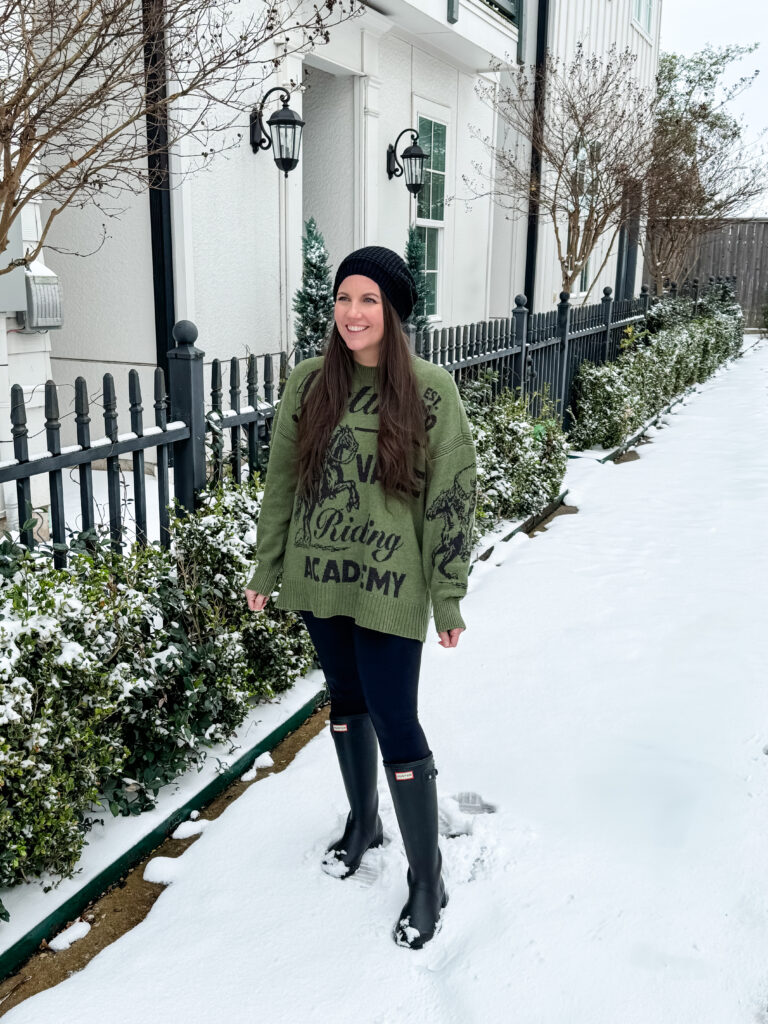 winter outfit | olive green sweater | snow day outfit | rain boots | Petite fashion blog Lady in Violet