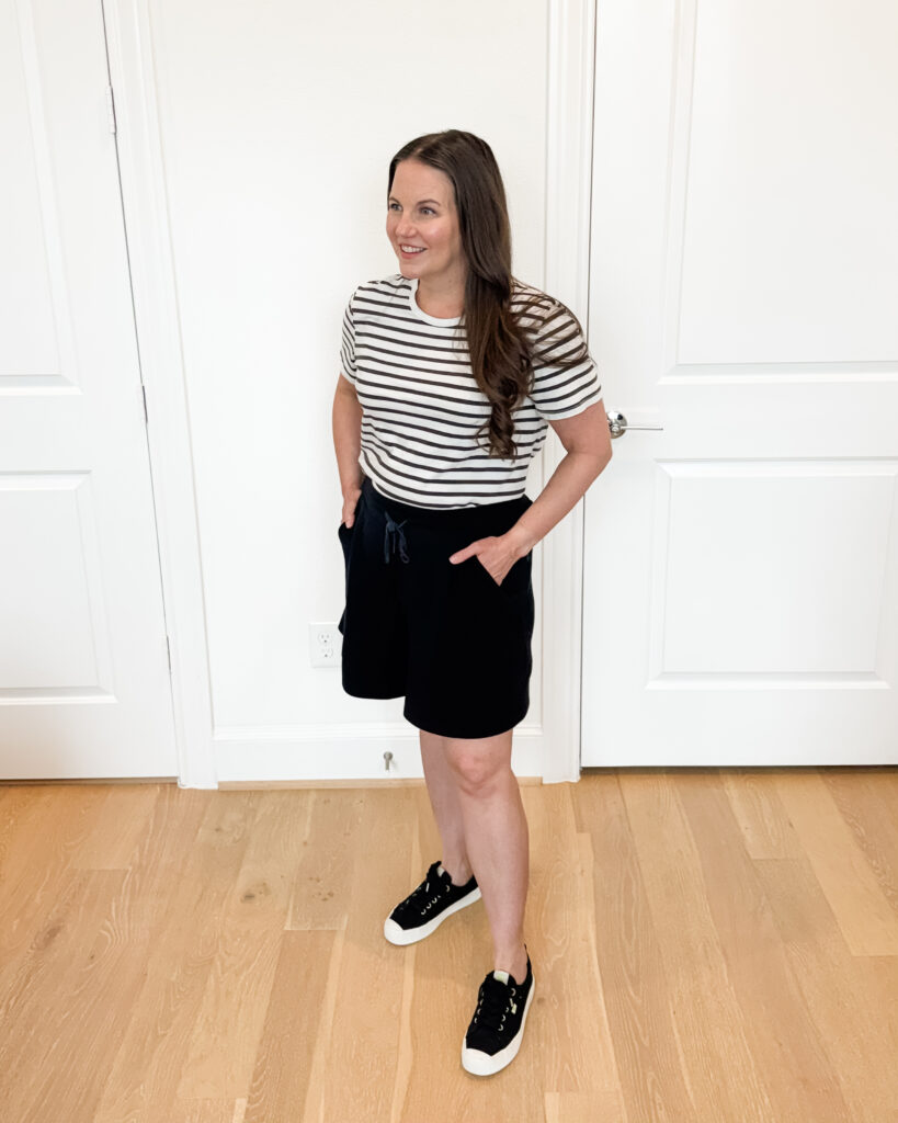 Postpartum Wardrobe Essentials | summer fashion | black shorts | Houston Mom Blog Lady in Violet