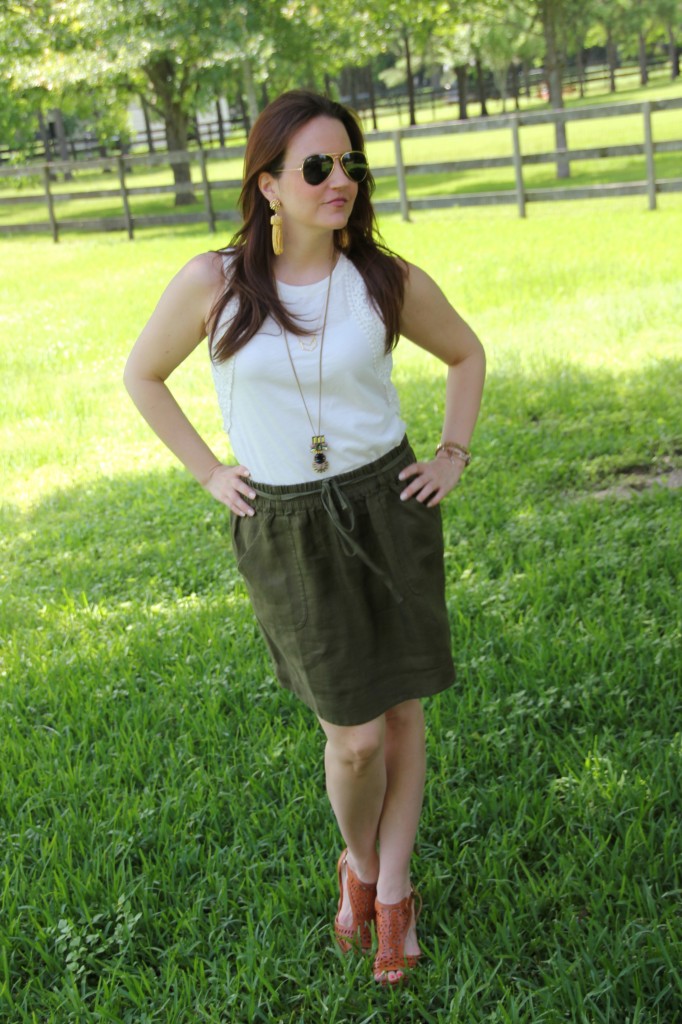 Summer Casual Style - Lady in VioletLady in Violet