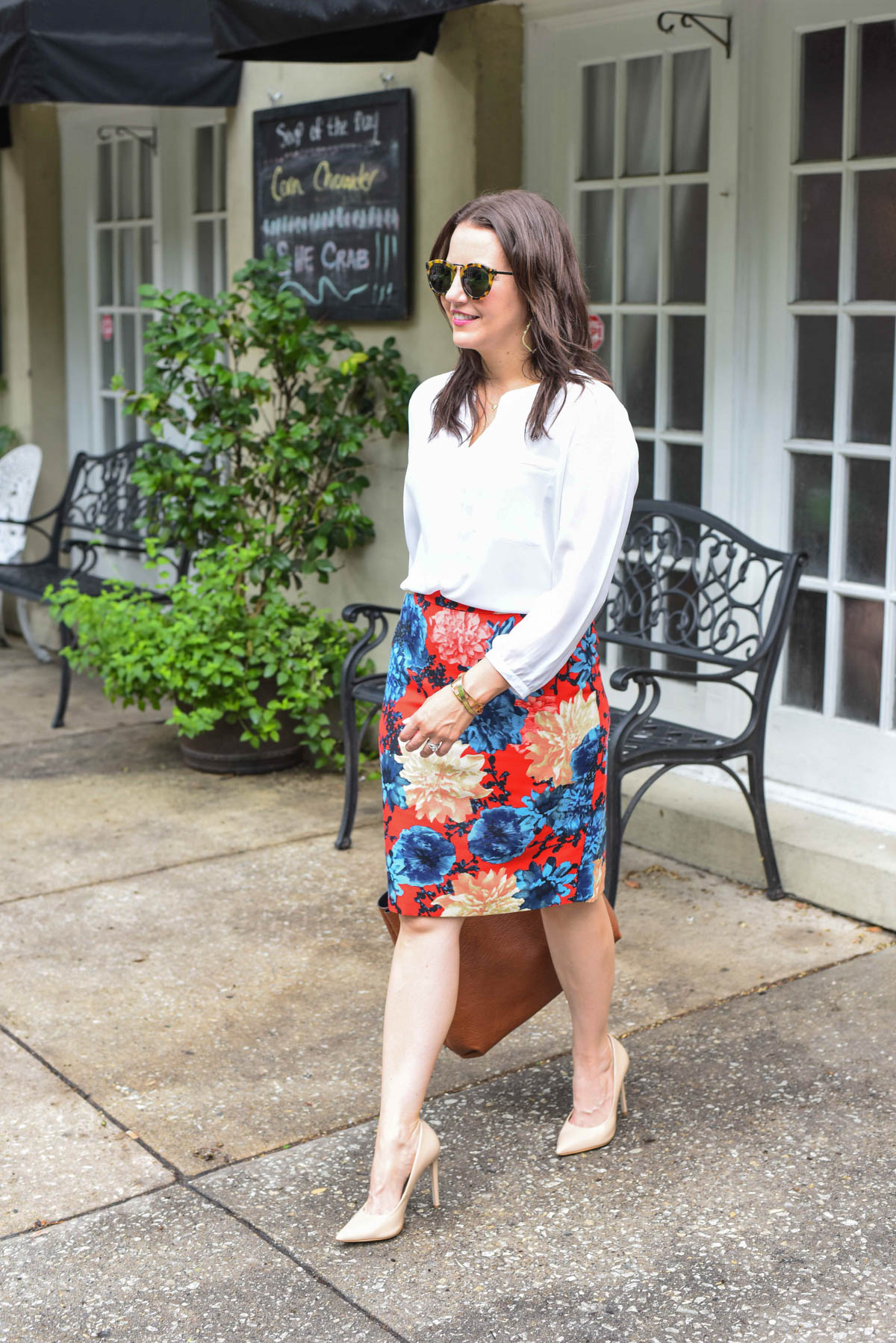 Work Wear: Floral Pencil Skirt - Lady in VioletLady in Violet